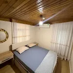 With Terrace In A Location, 100 Steps From The Sea Apartment Ula