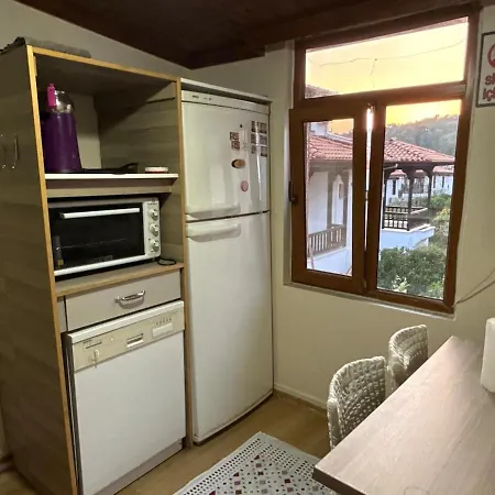 Апартаменты With Terrace In A Location, 100 Steps From The Sea Ula