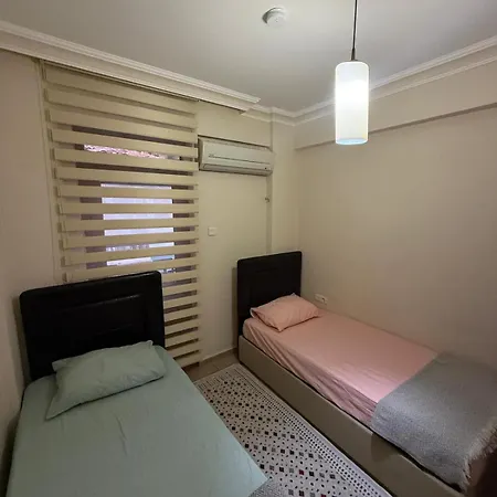 Apartamento With Terrace In A Location, 100 Steps From The Sea Ula